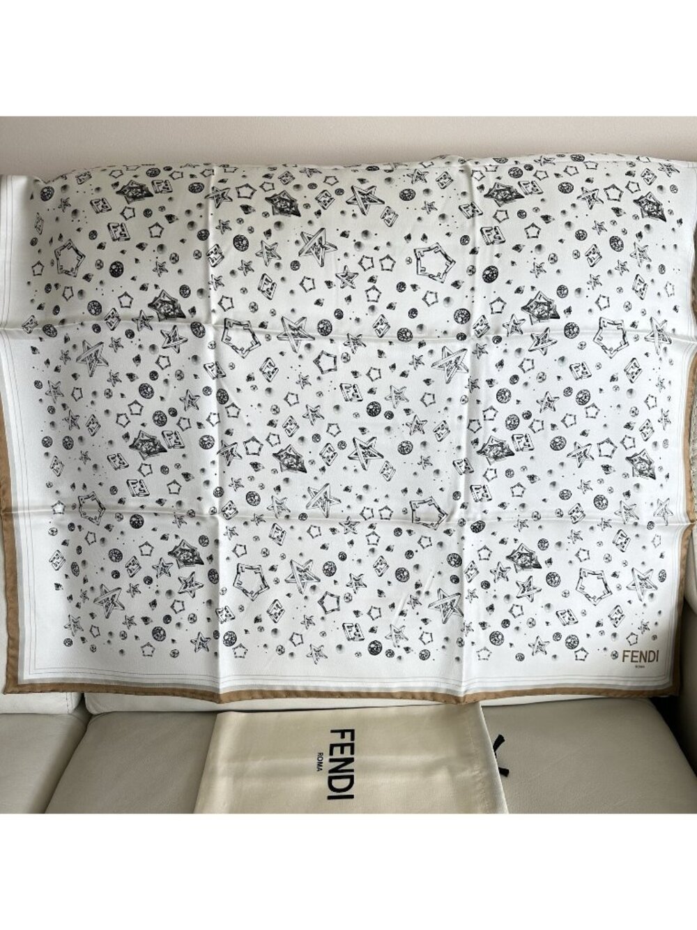 NWT Fendi Scarf 100% Silk Stars Beige Planets 100% Authentic 90 cm 90 cm